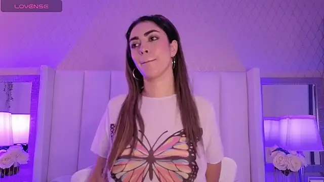 CristalHeart  online show from March 19, 2026, 1:44 pm