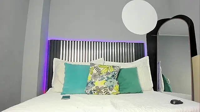 little lemmons  online show from January 16, 2026, 2:21 pm