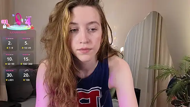 Summer Red Daze online show from October 8, 2025, 2:18 pm