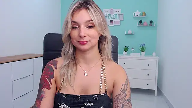 LilFleurish online show from November 7, 2025, 5:34 am