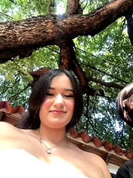 alejandrodolls online show from November 7, 2025, 8:35 pm