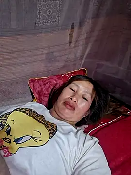 Snapshot of ngocngoc_cute chatting on May 9, 2026, 8:18 am ngocngoc cute online show from May 9, 2026, 8:18 am