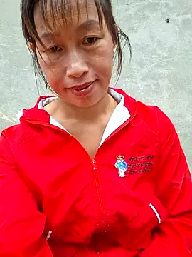 ngocngoc cute online show from July 2, 2026, 3:23 am