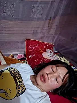 ngocngoc cute online show from March 21, 2026, 1:37 pm