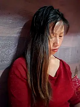 ngocngoc cute online show from July 15, 2026, 2:13 pm