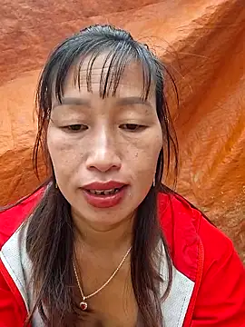 ngocngoc cute online show from October 21, 2025, 2:11 am