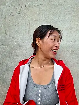 ngocngoc cute online show from October 14, 2025, 4:02 am