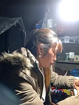 ngocngoc cute online show from March 18, 2026, 1:35 pm