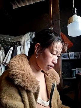 ngocngoc cute online show from March 25, 2026, 12:11 am