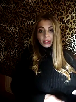 Snapshot of zarik66606 chatting on September 23, 2025, 6:15 pm zarik66606 online show from September 23, 2025, 6:15 pm