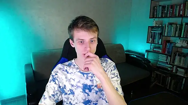 Snapshot of yes_cute_boy_ chatting on February 14, 2026, 5:46 pm yes cute boy online show from February 14, 2026, 5:46 pm