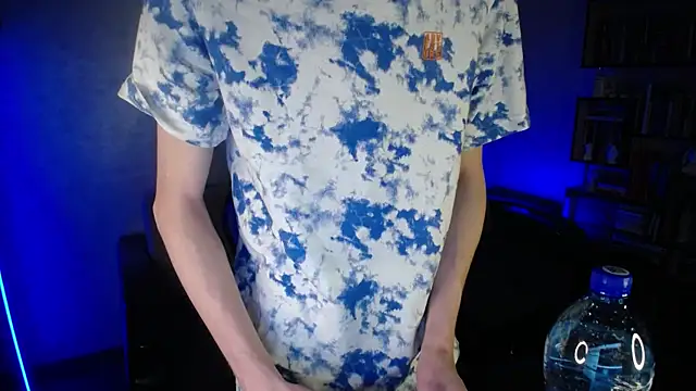 Snapshot of yes_cute_boy_ chatting on February 10, 2026, 2:05 pm yes cute boy online show from February 10, 2026, 2:05 pm