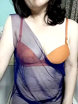 Spa-LinhLinh online show from November 2, 2025, 3:33 am