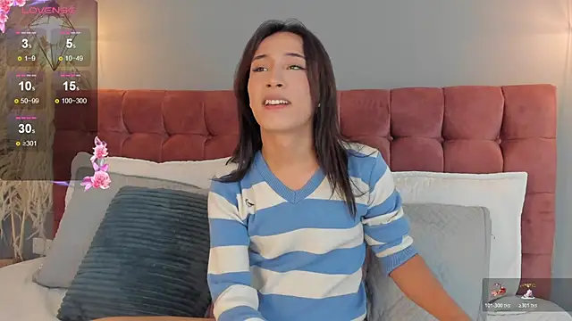 victoria decapri online show from December 22, 2025, 9:04 pm