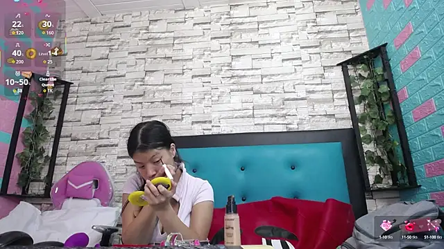 maily can online show from October 29, 2025, 1:21 pm