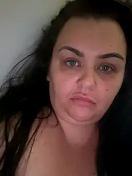 Snapshot of bbwchantelle chatting on November 7, 2025, 3:33 am bbwchantelle online show from November 7, 2025, 3:33 am