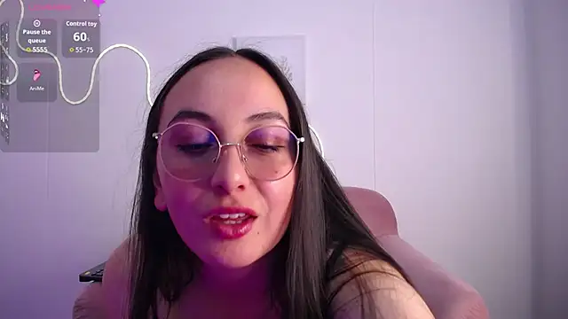 selene swee online show from July 8, 2026, 8:42 pm
