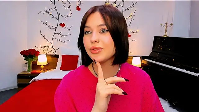 lil angel  online show from October 21, 2025, 4:17 pm