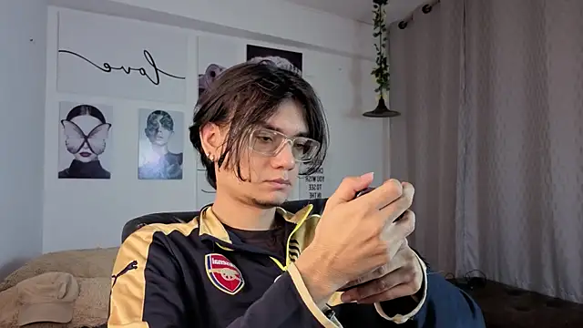 davoxer online show from November 28, 2025, 3:50 am