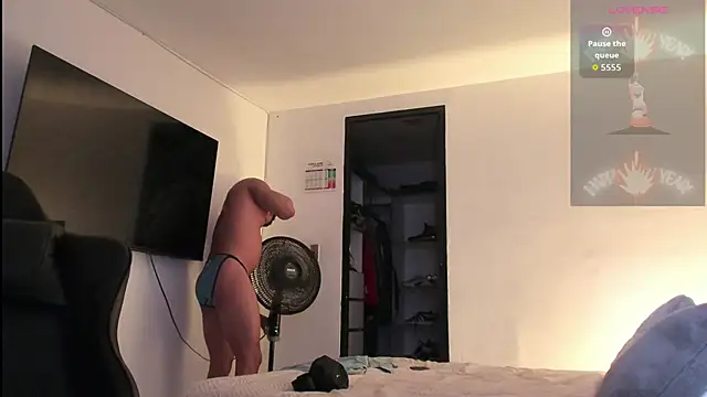 Snapshot of RJBarto chatting on February 21, 2026, 1:02 pm RJBarto online show from February 21, 2026, 1:02 pm