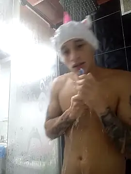 Snapshot of Masterblue_hot chatting on November 22, 2025, 5:45 pm Masterblue hot online show from November 22, 2025, 5:45 pm