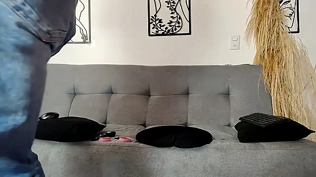 Snapshot of Masterblue_hot chatting on November 30, 2025, 2:18 pm Masterblue hot online show from November 30, 2025, 2:18 pm