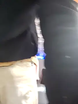 Snapshot of Masterblue_hot chatting on October 22, 2025, 6:18 pm Masterblue hot online show from October 22, 2025, 6:18 pm