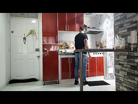 Snapshot of Masterblue_hot chatting on January 18, 2026, 2:31 pm Masterblue hot online show from January 18, 2026, 2:31 pm