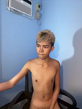 Snapshot of urcumjp chatting on February 3, 2026, 11:59 am urcumjp online show from February 3, 2026, 11:59 am