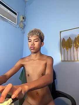 Snapshot of urcumjp chatting on February 12, 2026, 10:04 am urcumjp online show from February 12, 2026, 10:04 am