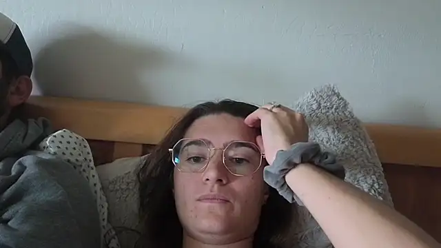 Snapshot of bambifarrina chatting on September 24, 2025, 5:30 pm bambifarrina online show from September 24, 2025, 5:30 pm