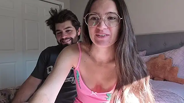 Snapshot of bambifarrina chatting on November 14, 2025, 5:05 pm bambifarrina online show from November 14, 2025, 5:05 pm