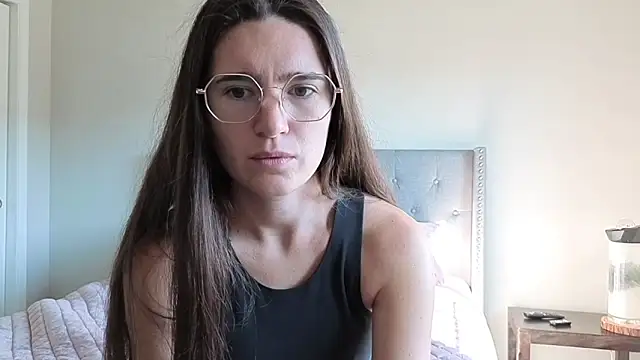 Snapshot of bambifarrina chatting on September 29, 2025, 8:14 pm bambifarrina online show from September 29, 2025, 8:14 pm