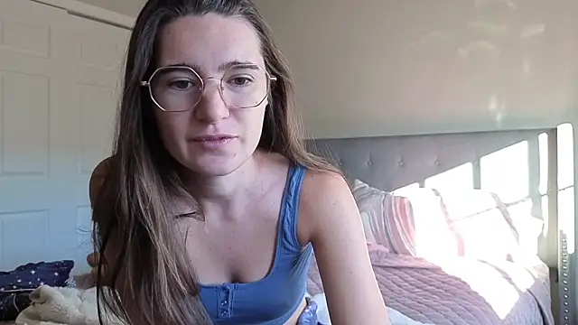 Snapshot of bambifarrina chatting on November 5, 2025, 9:07 pm bambifarrina online show from November 5, 2025, 9:07 pm