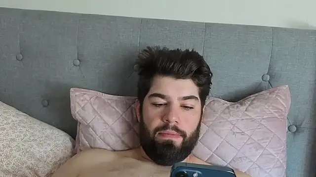 Snapshot of bambifarrina chatting on September 17, 2025, 3:03 pm bambifarrina online show from September 17, 2025, 3:03 pm