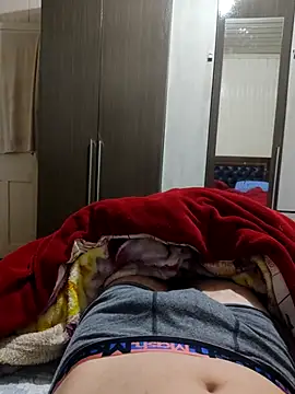 Gustavo198045 online show from October 9, 2025, 1:39 am