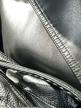 anna yngs online show from February 2, 2026, 4:00 am