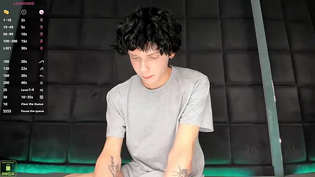 ColeStorm online show from November 8, 2025, 8:56 pm