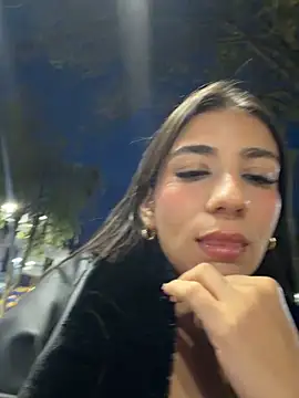 Snapshot of -juicy_ chatting on March 9, 2026, 11:30 pm -juicy online show from March 9, 2026, 11:30 pm