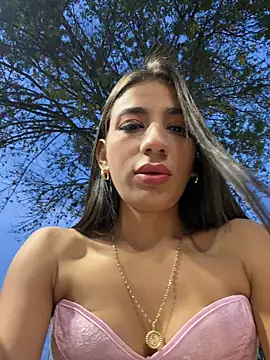Snapshot of -juicy_ chatting on March 10, 2026, 11:20 pm -juicy online show from March 10, 2026, 11:20 pm