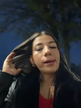 Snapshot of -juicy_ chatting on February 17, 2026, 11:24 pm -juicy online show from February 17, 2026, 11:24 pm