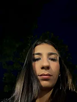 Snapshot of -juicy_ chatting on March 17, 2026, 11:30 pm -juicy online show from March 17, 2026, 11:30 pm