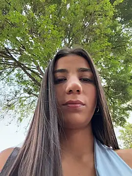 Snapshot of -juicy_ chatting on March 28, 2026, 10:44 pm -juicy online show from March 28, 2026, 10:44 pm
