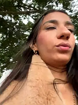 Snapshot of -juicy_ chatting on February 24, 2026, 10:32 pm -juicy online show from February 24, 2026, 10:32 pm