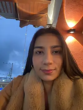 Snapshot of -juicy_ chatting on February 2, 2026, 11:15 pm -juicy online show from February 2, 2026, 11:15 pm