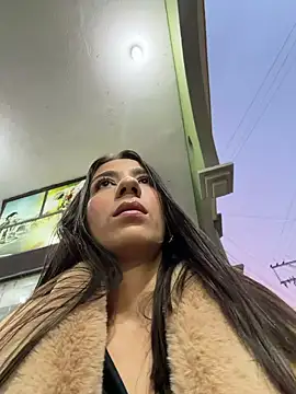 Snapshot of -juicy_ chatting on March 8, 2026, 11:08 pm -juicy online show from March 8, 2026, 11:08 pm