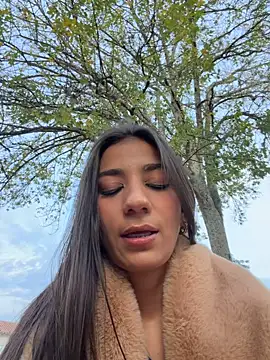 Snapshot of -juicy_ chatting on February 6, 2026, 10:50 pm -juicy online show from February 6, 2026, 10:50 pm