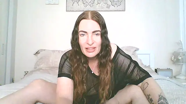 EllaKent online show from June 30, 2026, 2:39 pm
