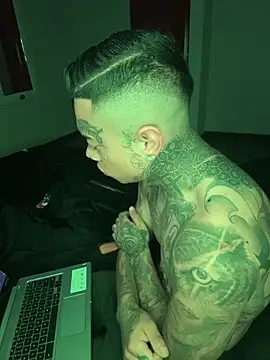 Snapshot of Buitrago_98 chatting on September 22, 2025, 4:07 am Buitrago 98 online show from September 22, 2025, 4:07 am