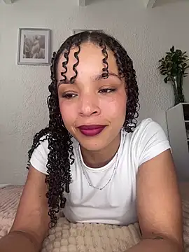 Snapshot of Yasmin777_ chatting on June 5, 2026, 5:29 pm Yasmin777 online show from June 5, 2026, 5:29 pm